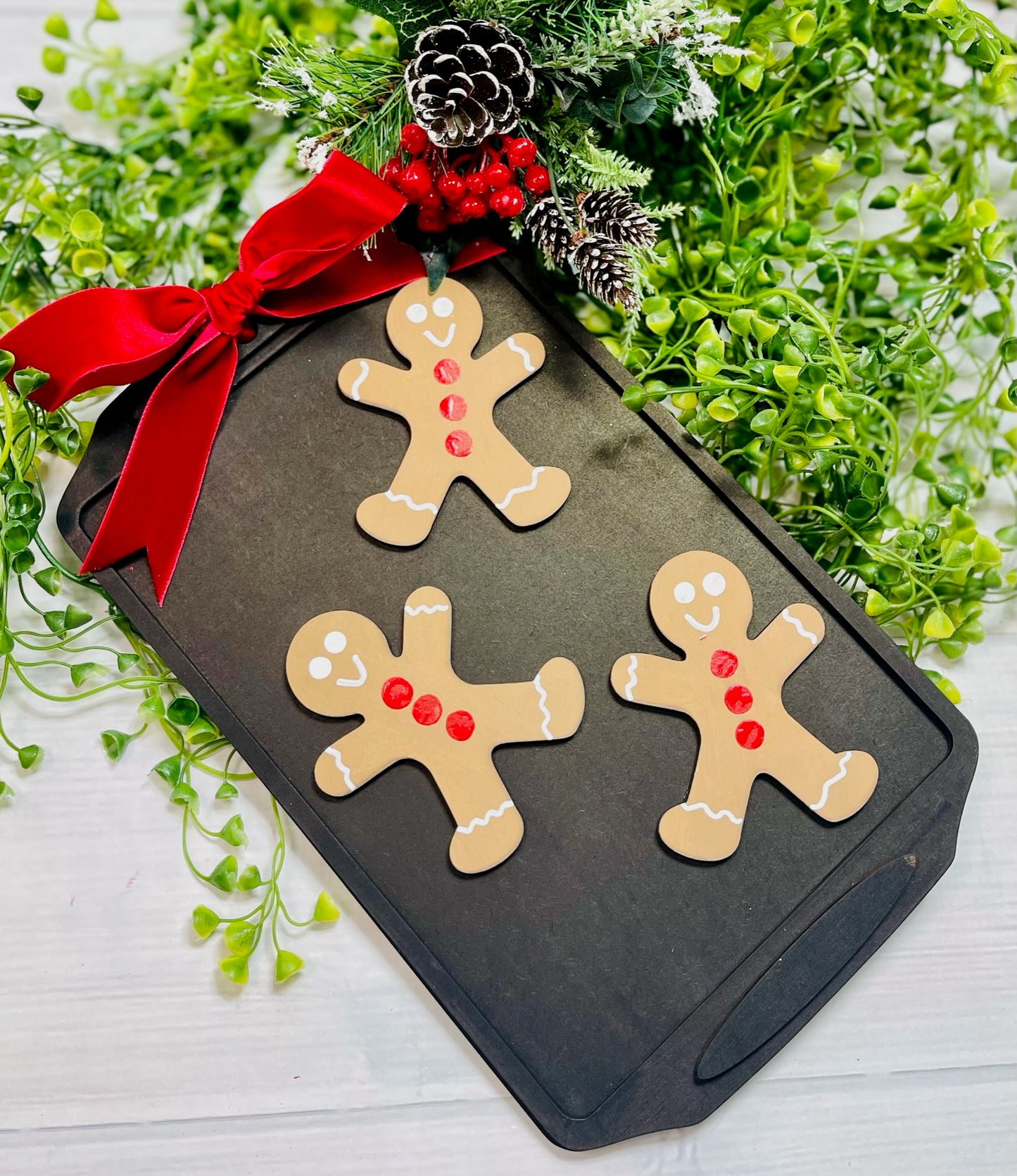 Gingerbread Cookie tray 11" - Unfinished Cutouts Only