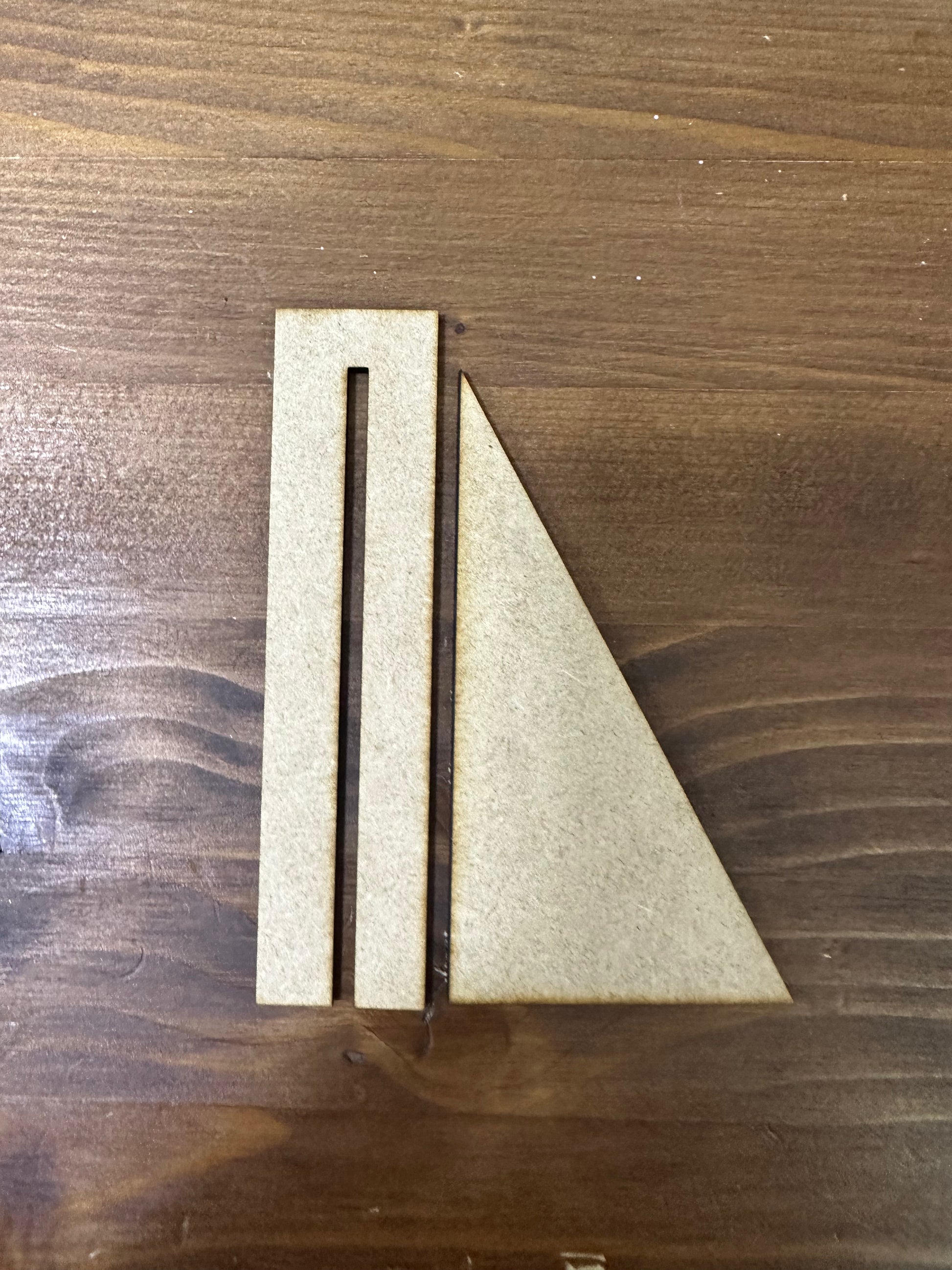Set of 2 Triangle Stands - Unfinished Cutouts – Refresh Restyle Marketplace